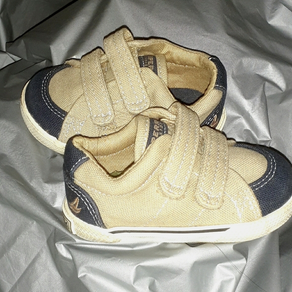 Sperrys - Picture 2 of 6